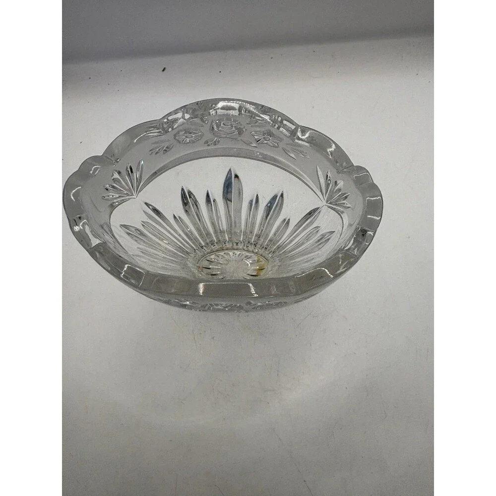 Oneida Southern Garden Frosted/ Clear Oval Vase 7.5”
